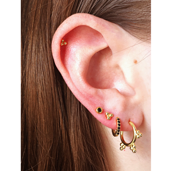 Three dot stud on sale earrings